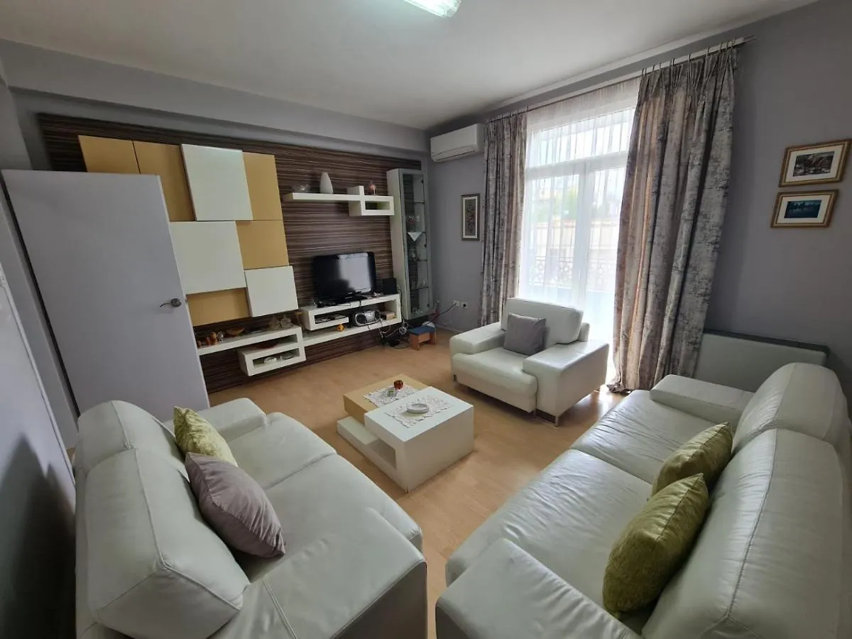 Et Apartaments Tirana 0*,